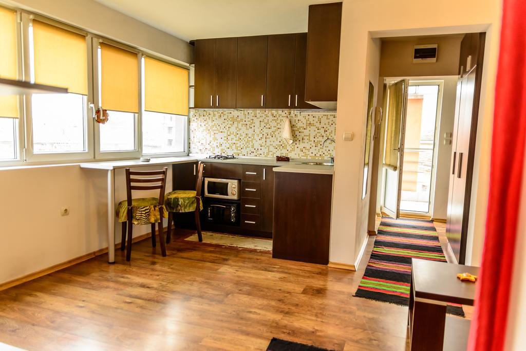 Apartment Leonardo Da Vinci Plovdiv Exterior photo